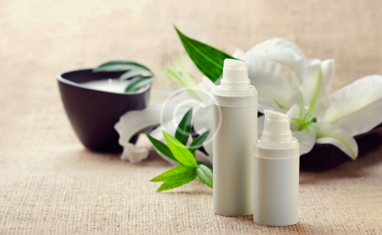 Honoring Mothers: The Importance of Bath Soaks and Massages on Mother’s Day